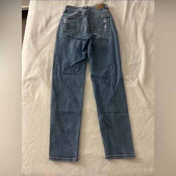 American Eagle Ripped Mom Jeans - Picture 2 of 3